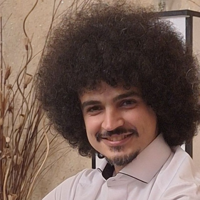 فرید احسان‌گر